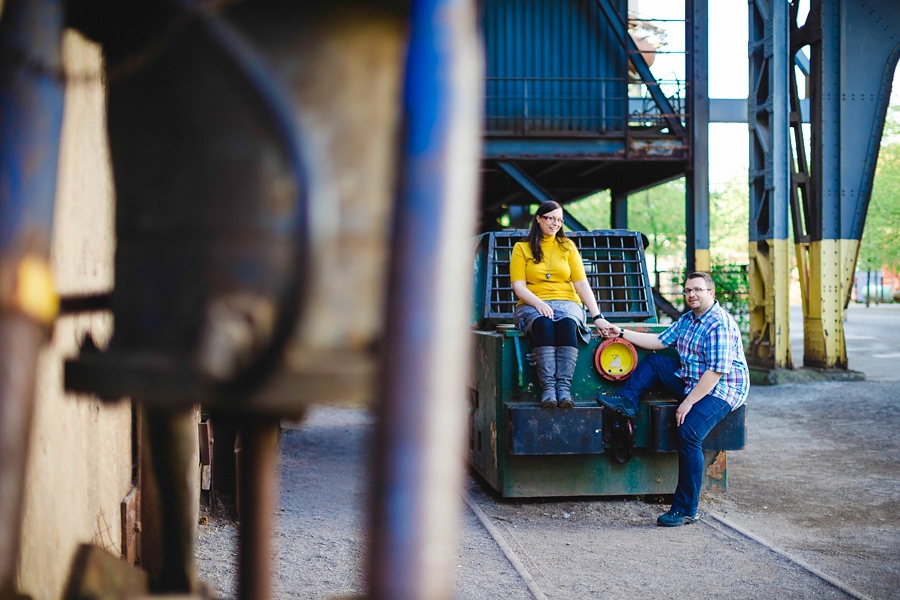 engagementshooting-engagement-herzogenrath-kohlscheid-aachen-duisburg-landschaftspark-duisburg-nord-duesseldorf-koeln-heinsberg-niederlande-paarfotos-uebach-palenberg-geilenkirchen-eschweiler-hochzeitsfotografin-blog-001_045